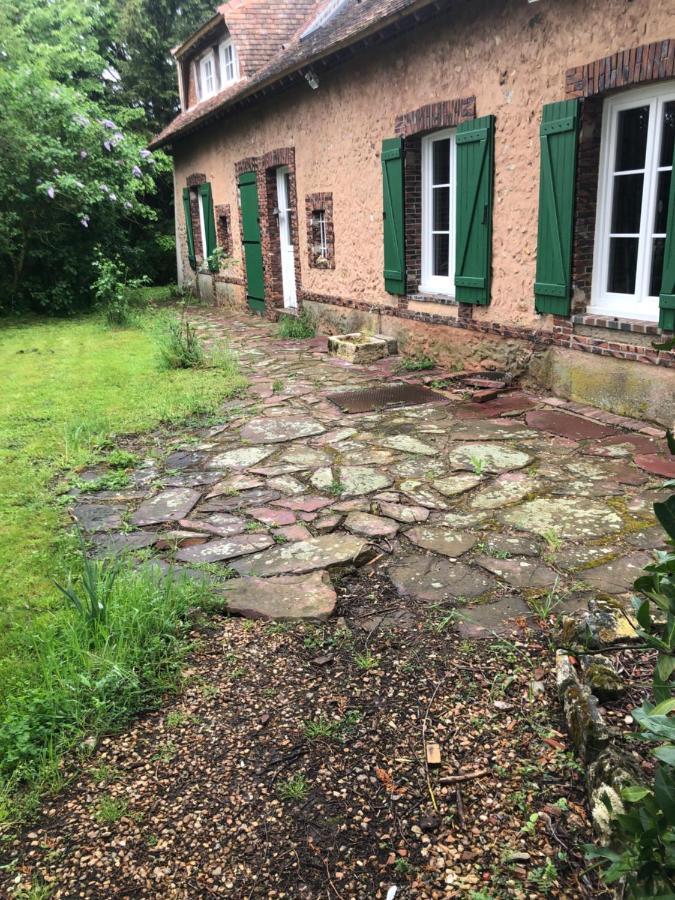 Chambre Au Calme Pontgouin 外观 照片